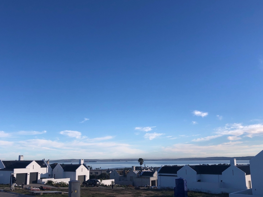 To Let 2 Bedroom Property for Rent in Middedorp Western Cape